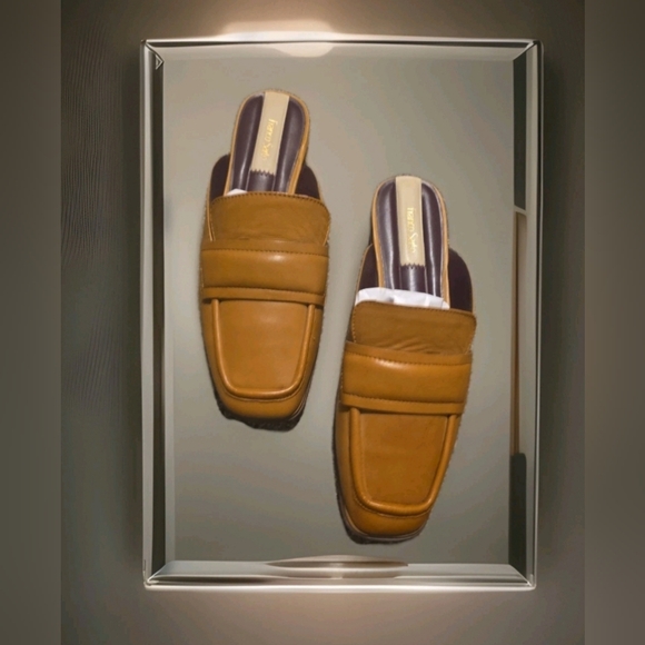 SOLD - Picture 2 of 8